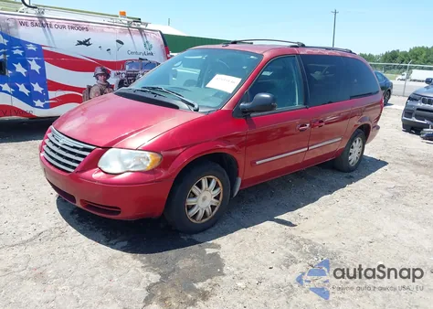 2006 Chrysler Town & Country Touring from USA, damaged, VIN 2A4GP54L26R926923